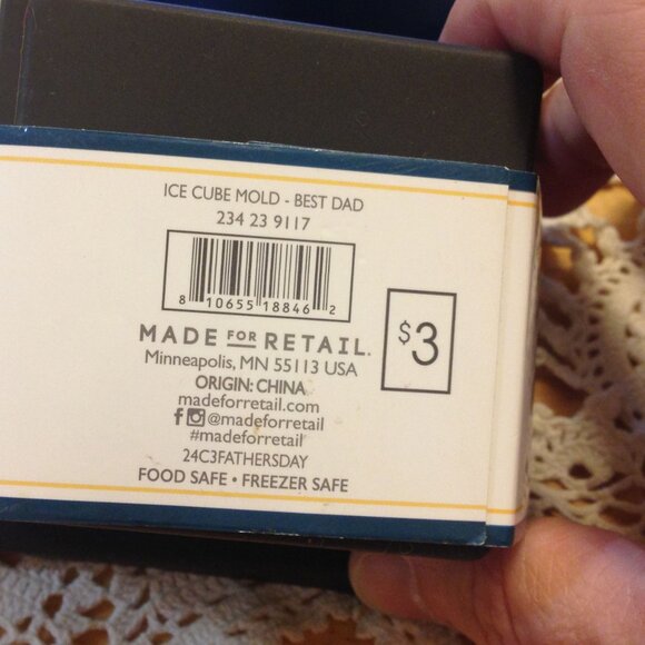 Father's Day oversized ice cub molds - Picture 8 of 9